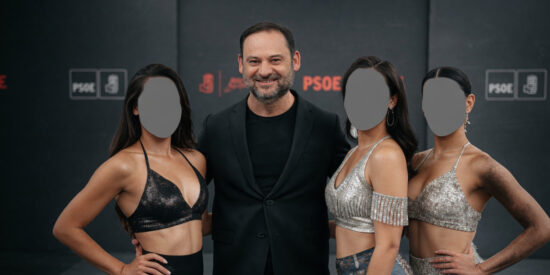 Ábalos y sus numerosas 'sobrinas'