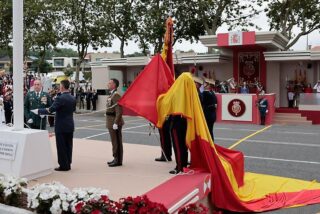La caída de la bandera española