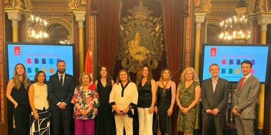 Bilbao convierte a su juventud en altavoz de los derechos humanos con los premios Bilbao Balioen Hiria