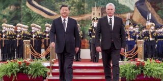 Xi Jinping y Miguel D&iacute;az-Canel