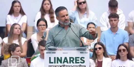 Abascal estalla contra el Gobierno y exige mano dura tras la muerte de dos guardias civiles