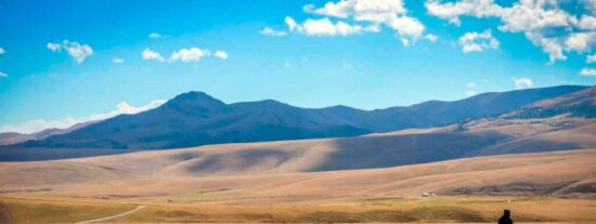 Turismo en Kazajist&aacute;n: de la Gran Estepa a los paisajes alpinos