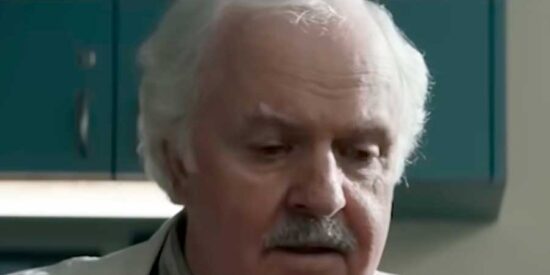 Crimen en Tarzana: as&iacute; fue el brutal apu&ntilde;alamiento del actor James Handy, rostro habitual de &lsquo;Top Gun: Maverick&rsquo; y &lsquo;Jumanji&rsquo;