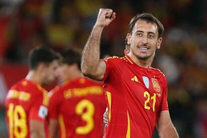 Espa&ntilde;a golea a Austria y se clasifica a octavos