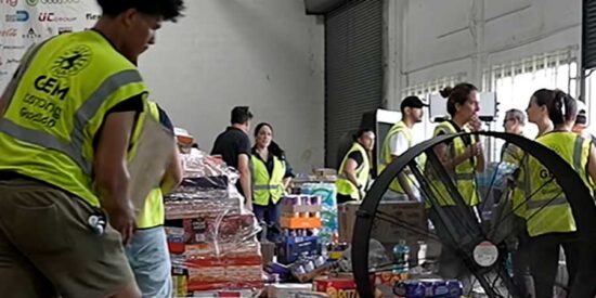 El ladr&oacute;n r&eacute;gimen chavista impide que la ayuda humanitaria llegue a las v&iacute;ctimas del terremoto