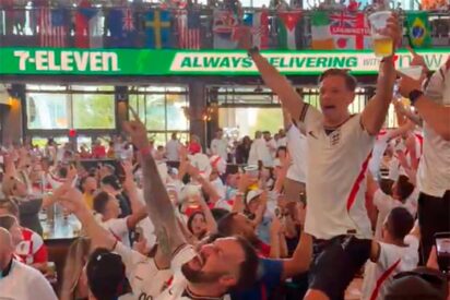 Arlington se queda sin cerveza: miles de aficionados arrasan los bares durante el Inglaterra-Croacia