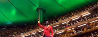 El aficionado que no canta ni salta: Lumumba Vea, la estatua viva que emociona en el Mundial