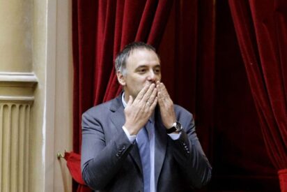Adorni da un paso al lado y deja el Gobierno de Milei: &laquo;La verdad terminar&aacute; imponi&eacute;ndose&raquo;
