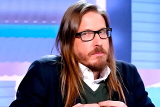 El kiosquero de Podemos intenta tumbar a Ayuso y acaba siendo el chiste del d&iacute;a