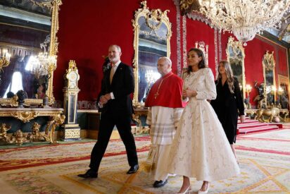 El Papa Le&oacute;n XIV aterriza en Madrid en su primer viaje oficial al pa&iacute;s