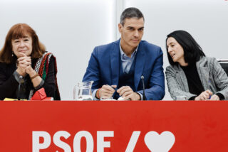Cristina Narbona, Pedro S&aacute;nchez, Rebeca Torr&oacute;