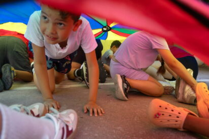 Ni&ntilde;os y ni&ntilde;as en una actividad de ocio educativo organizada por CaixaProinfancia
