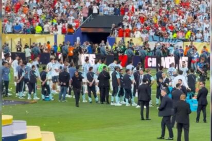 El feo gesto de los jugadores argentinos.