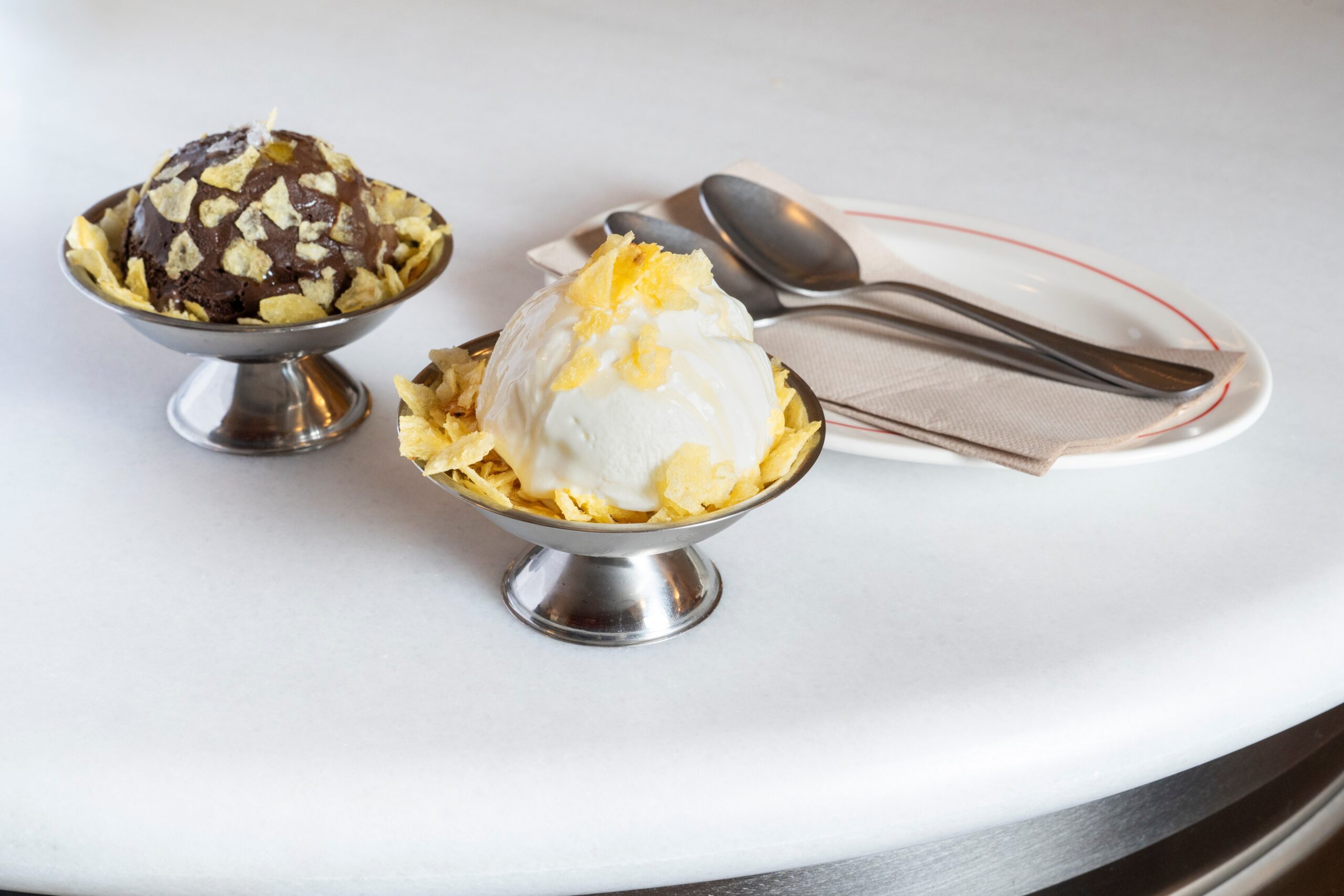 Este verano, Pilla Tortilla reinventa el helado con topping de patatas Lay’s