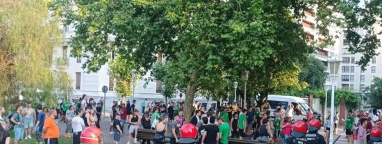 &iexcl;Estos son los socios de S&aacute;nchez! Los bilduetarras empa&ntilde;an la fiesta de la Selecci&oacute;n con agresiones y amenazas: "Espa&ntilde;oles, hijos de p*ta"