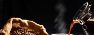 Por qu&eacute; da sue&ntilde;o tras el almuerzo y el caf&eacute; no siempre ayuda