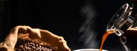 Por qu&eacute; da sue&ntilde;o tras el almuerzo y el caf&eacute; no siempre ayuda