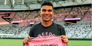 Casemiro aterriza en Miami para escoltar a Messi&hellip; mientras la Major League abre una investigaci&oacute;n