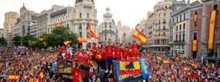 Madrid se ti&ntilde;e de rojo: gu&iacute;a para seguir a los campeones del mundo en su recorrido por la ciudad