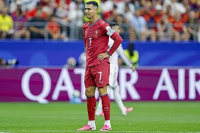 Portugal sobrevive al terremoto de Cristiano y golpea a Dinamarca