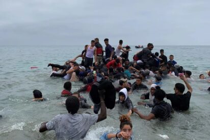 Se disparan las llegadas a Ceuta de inmigrantes ilegales a nado, tras sentenciar el Supremo que el mar no es una frontera f&iacute;sica