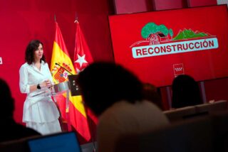 Ayuso anuncia casi medio centenar de medidas para la reconstrucci&oacute;n de la Sierra Oeste