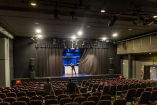 El teatro Aquit&agrave;nia