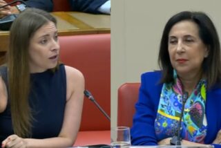 Ester Mu&ntilde;oz y Margarita Robles.