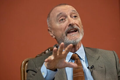 La invasi&oacute;n de Ceuta respalda el vaticinio de P&eacute;rez-Reverte sobre el final de Occidente