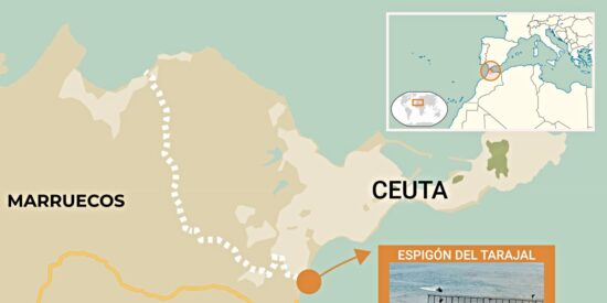 C&eacute;sar Valdeolmillos Alonso: "Ceuta. La ciudad desnuda"