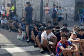 Ceuta: La mayor&iacute;a no son MENAS, son chavales que tienen familias que quieren recuperarlos y a los que no sueltan S&aacute;nchez y las ONG