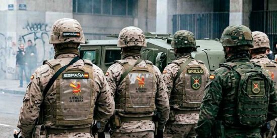 Detenidos 21 invasores marroqu&iacute;es tras atacar a militares y guardias civiles