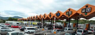 Atrapada en Francia la familia brit&aacute;nica que estafaba a las autopistas, levantando a mano la barrera del peaje