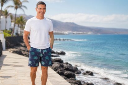 Pedro S&aacute;nchez de vacaciones - Imagen generada con IA