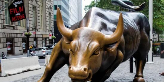 Euforia en las bolsas: geopol&iacute;tica, IA y resultados impulsan al Ibex y a Wall Street