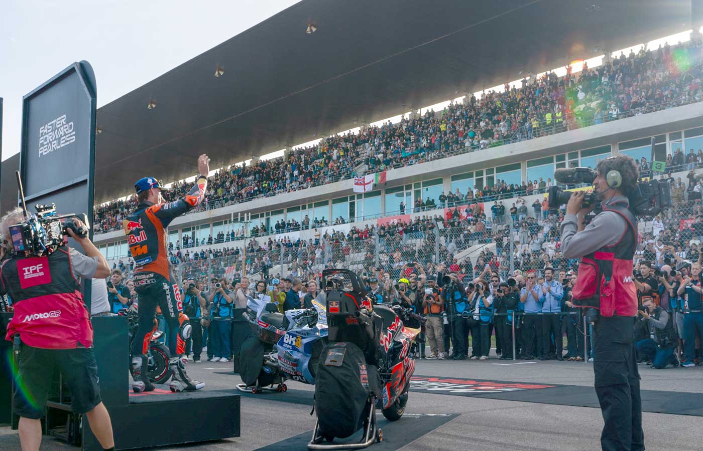 El Algarve pisa el acelerador: MotoGP seguir&aacute; en Portim&atilde;o hasta 2029