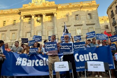 Sirera y Nadal cargan contra S&aacute;nchez en la concentraci&oacute;n por Ceuta: &laquo;Ceuta no se rinde y Ceuta es Espa&ntilde;a&raquo;