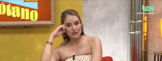 Alba Carrillo, fichaje estrella de la &lsquo;fosa S&eacute;ptica&rsquo;, suelta esta burrada sobre Mart&iacute;nez-Almeida: &ldquo;De no haber sido alcalde, habr&iacute;a muerto virgen&rdquo;