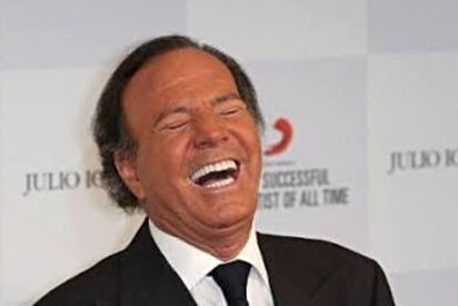 Las denunciantes 'fake' de Julio Iglesias se fueron al sectario 'elDiario.es', tras pinchar con su bulo en 'The New York Times'