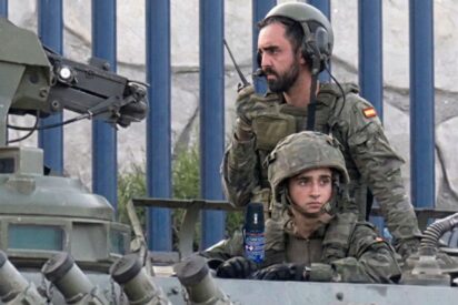 El Gobierno S&aacute;nchez arma a los militares espa&ntilde;oles en Ceuta con&hellip; &iexcl;spray antivioladores!