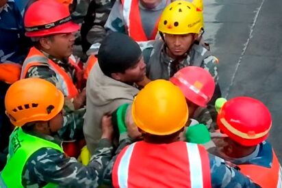 Milagro en Nepal: sobreviven nueve d&iacute;as sepultados por un alud y son rescatados con vida