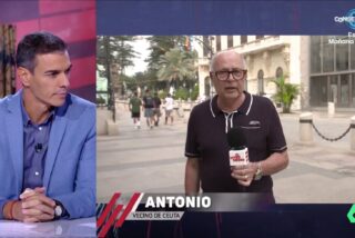 Pedro S&aacute;nchez desprecia a un vecino de Ceuta en el programa de Wyoming dici&eacute;ndole que no le cuente &ldquo;historias de Netflix&rdquo;