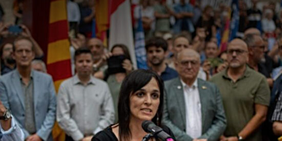 La xen&oacute;foba Alian&ccedil;a de Orriols se merienda al Junts de Puigdemont y al ERC de Rufi&aacute;n y deja claro qui&eacute;n mandar&aacute; en Catalu&ntilde;a