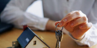 Comprar casa, misi&oacute;n imposible en Espa&ntilde;a: el gasto es casi 10 veces mayor que en el resto de la eurozona