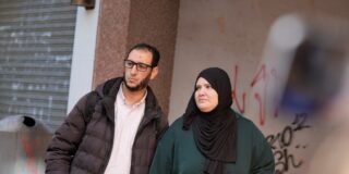 La familia okupa de Vitoria cobraba 2.454 euros al mes en ayudas, que paga el contribuyente espa&ntilde;ol, y se iba de vacaciones a Marruecos