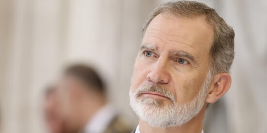 El Rey Felipe VI se opera de cataratas en Oviedo