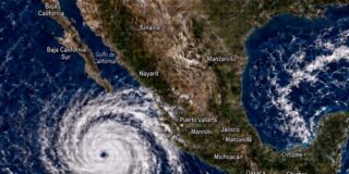 M&eacute;xico se prepara para el impacto de Simon: vientos de 250 km/h y riesgo de inundaciones catastr&oacute;ficas
