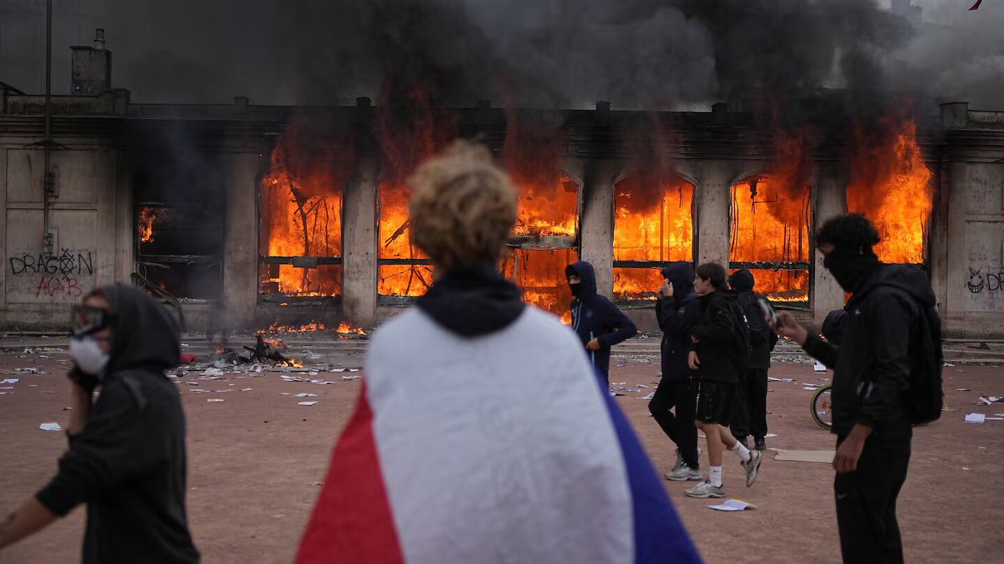 Saqueos en Francia