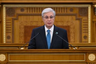 Kasim-Yomart Tok&aacute;yev